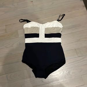 DKNY stylish and flattering swimwear